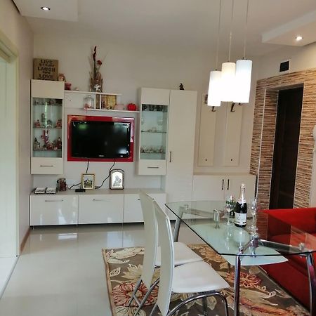 Apartament Peyo Yavorov Burgas Exteriör bild