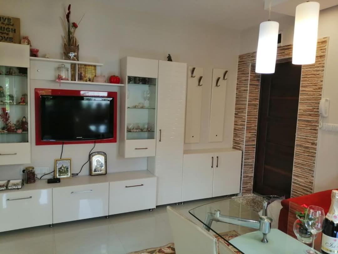 Apartament Peyo Yavorov Burgas Exteriör bild