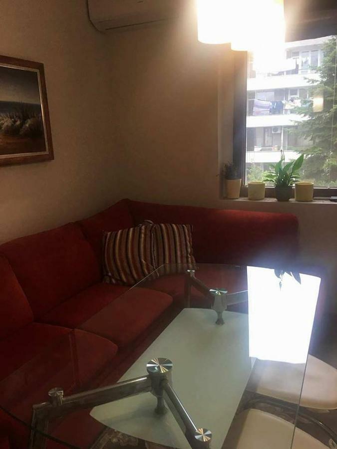 Apartament Peyo Yavorov Burgas Exteriör bild