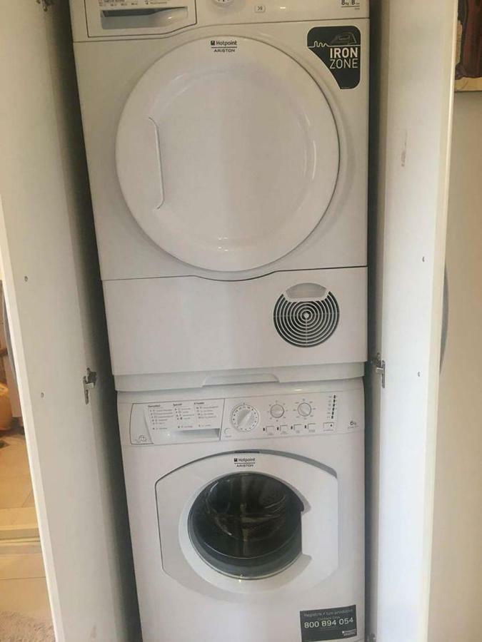 Apartament Peyo Yavorov Burgas Exteriör bild